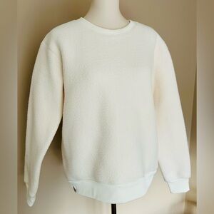 NWOT Tentree Sherpa 100 % Recycled Polyester Sweater